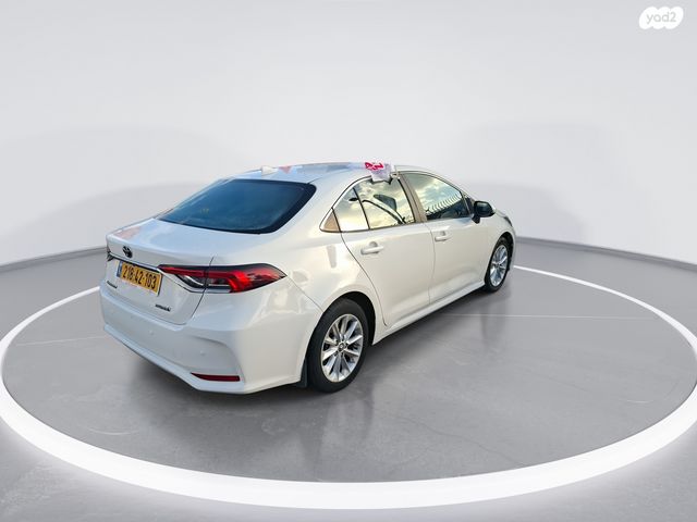 טויוטה קורולה