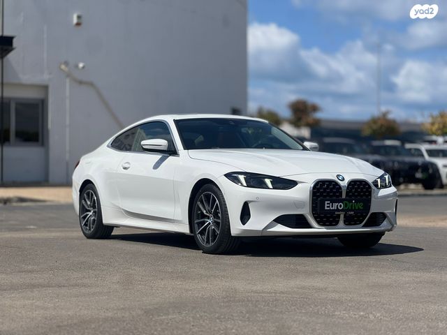 מודעת רכב ב מ וו סדרה 4