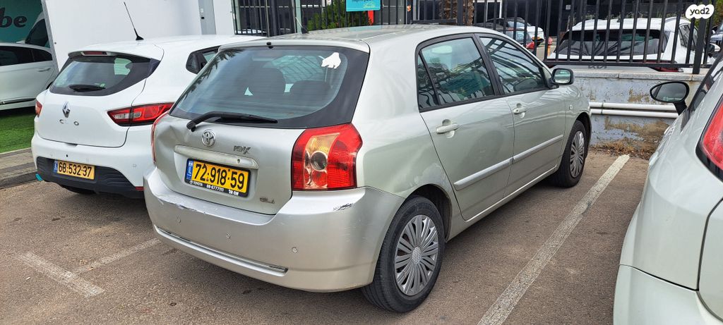 טויוטה קורולה