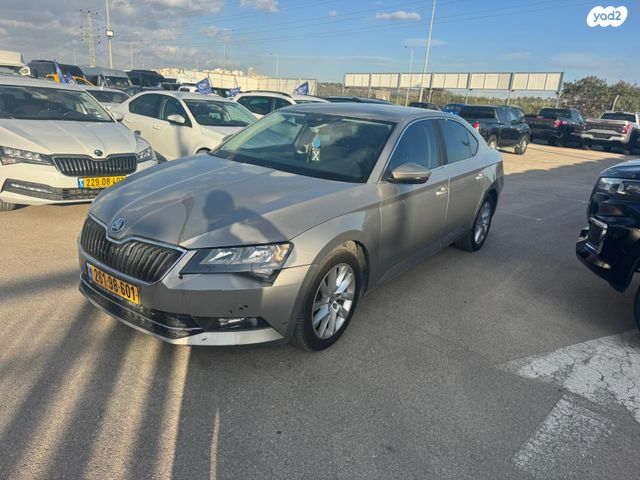 מודעת רכב סקודה סופרב