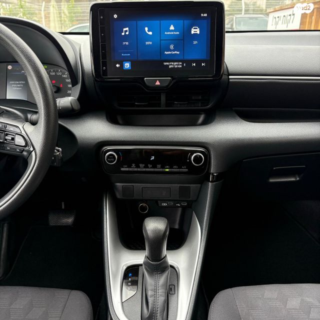 טויוטה יאריס