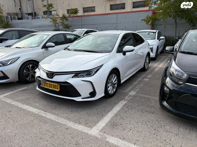 טויוטה קורולה