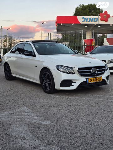 מודעת רכב מרצדס-בנץ E-class 2