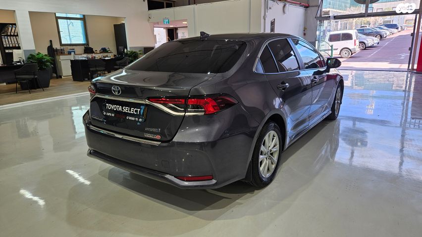 טויוטה קורולה