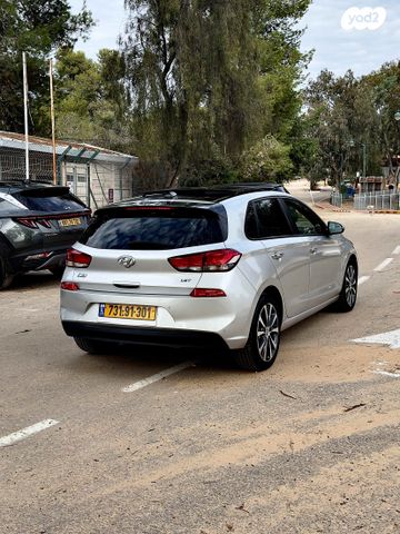 יונדאי i30