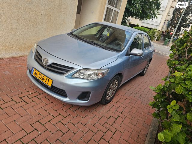 מודעת רכב טויוטה קורולה