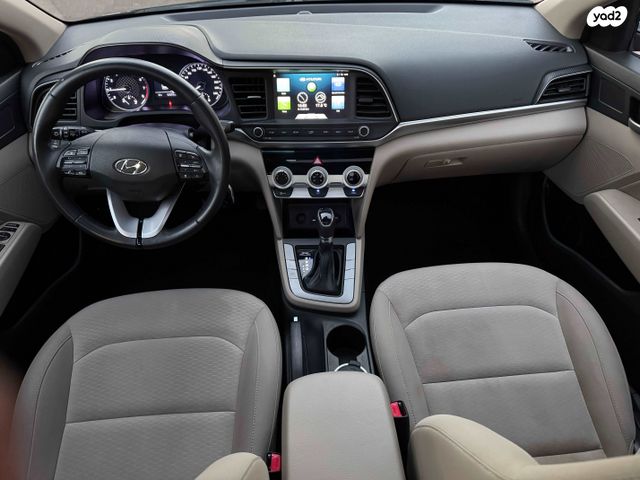 יונדאי אלנטרה