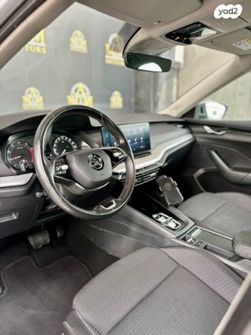 סקודה אוקטביה