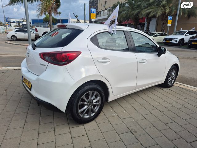 מודעת רכב מאזדה 2 2