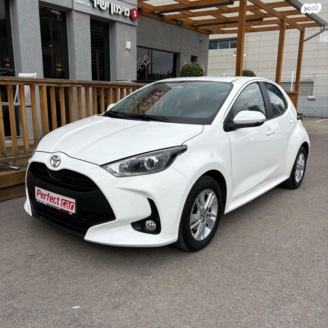 מודעת רכב טויוטה יאריס