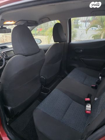 טויוטה יאריס