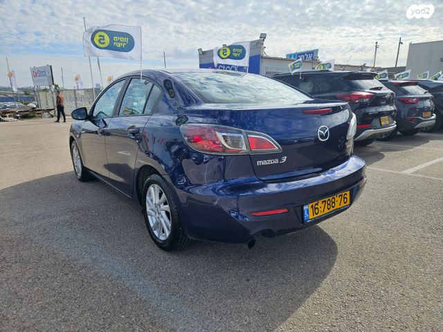 מאזדה 3
