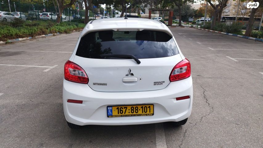 מיצובישי ספייס סטאר