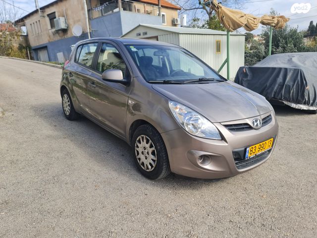 מודעת רכב יונדאי i20