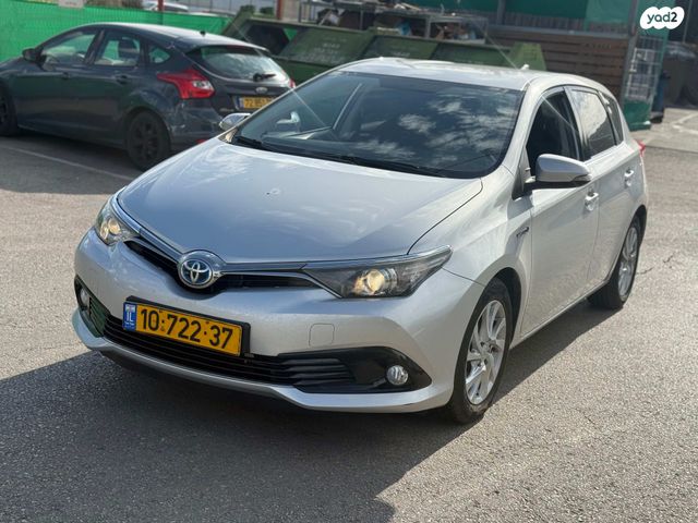 טויוטה אוריס