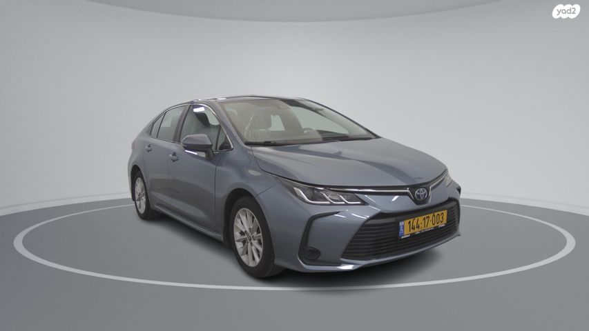 טויוטה קורולה