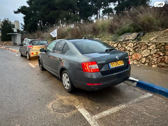 סקודה אוקטביה