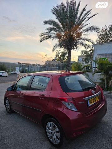 טויוטה יאריס