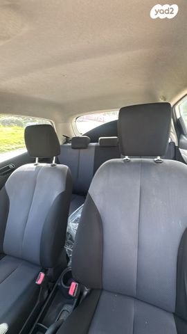 מודעת רכב מאזדה 2 2