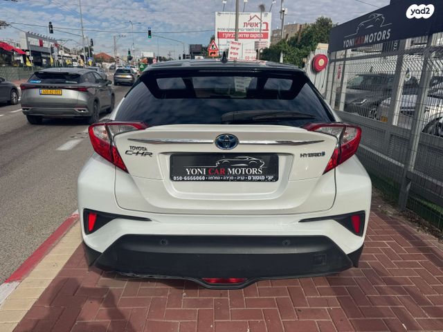 טויוטה C-HR