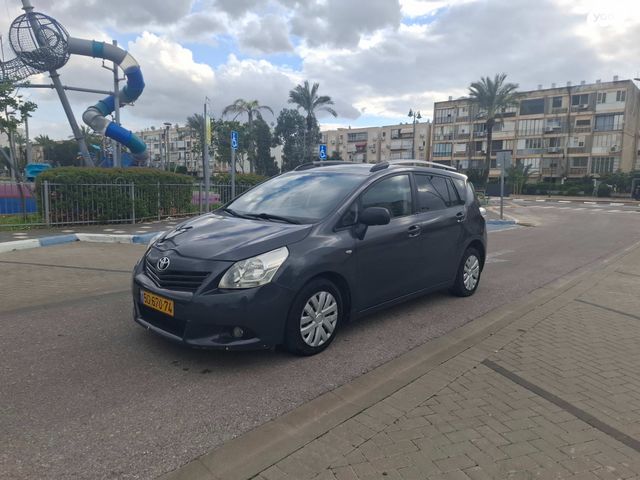 מודעת רכב טויוטה ורסו