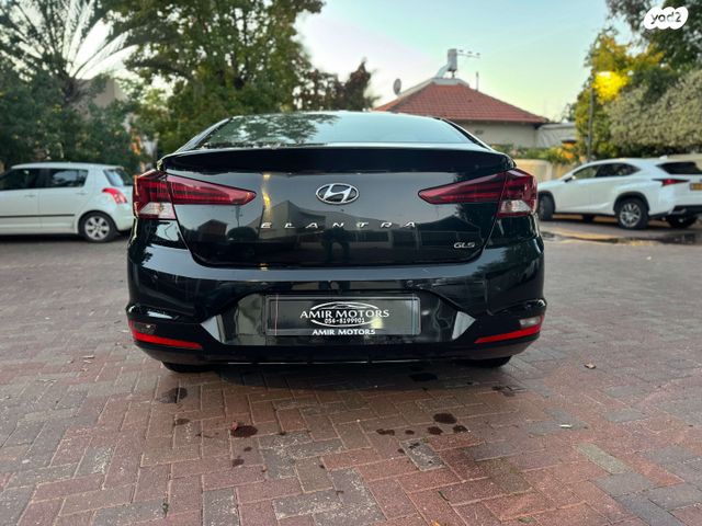 יונדאי אלנטרה