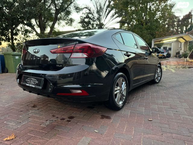 יונדאי אלנטרה