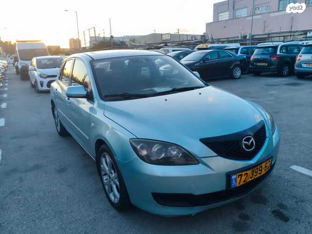 מודעת רכב מאזדה 3