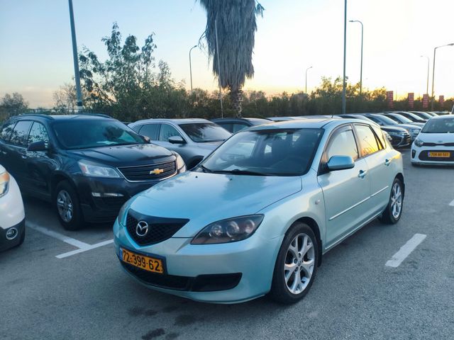 מאזדה 3