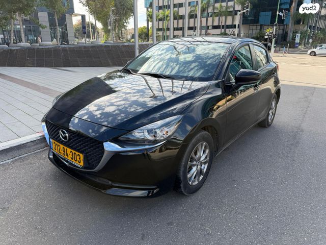 מודעת רכב מאזדה 2