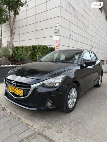 מודעת רכב מאזדה 2