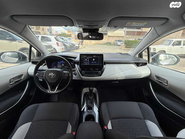 טויוטה קורולה