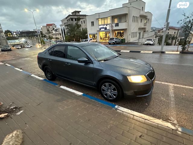 סקודה אוקטביה