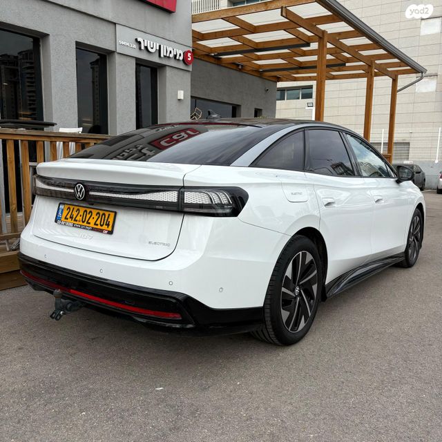 פולקסווגן ID.7