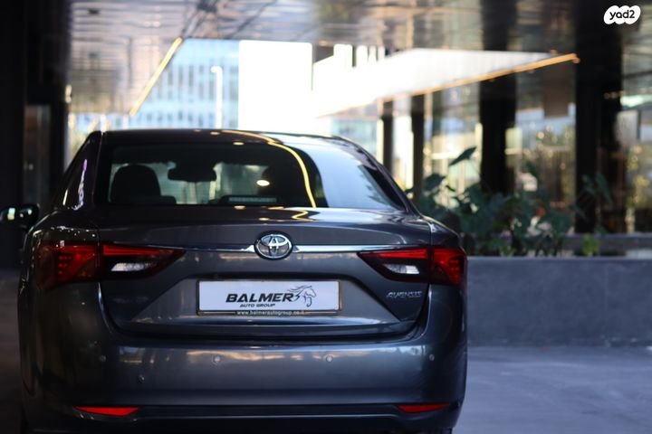 טויוטה אוונסיס