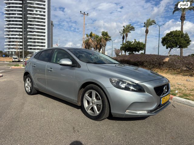 מודעת רכב וולוו V40