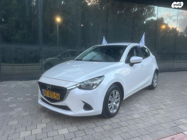 מודעת רכב מאזדה 2