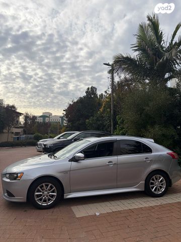מודעת רכב מיצובישי לנסר