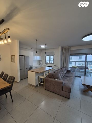 דירה, שדרות הציונות 81, ברנע, אשקלון