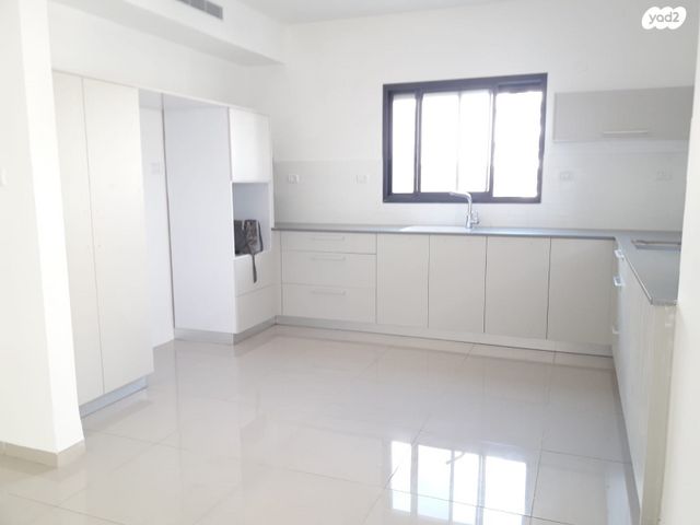 דירה, הרב פרץ ציוני 35, דרום עפולה, עפולה