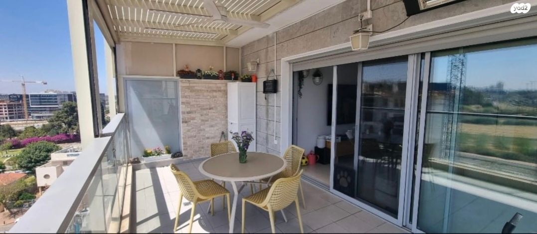 דירה, האימהות 1, סביוני נצר סירני, נס ציונה