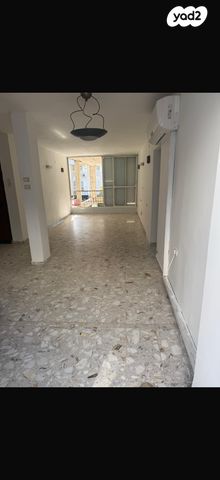 דירה, צבי הרלינג 14, קרית הרצוג, בני ברק