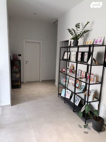 בית פרטי/ קוטג', הנירים 22, צורן, קדימה צורן