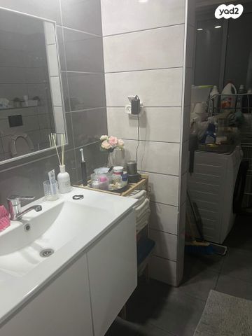 דירה, הרב שלום שבזי 34, רמב"ם, ראש העין