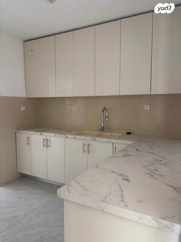 דירת גן, שמואל תמיר כצנלסון 2, פסגת זאב, ירושלים