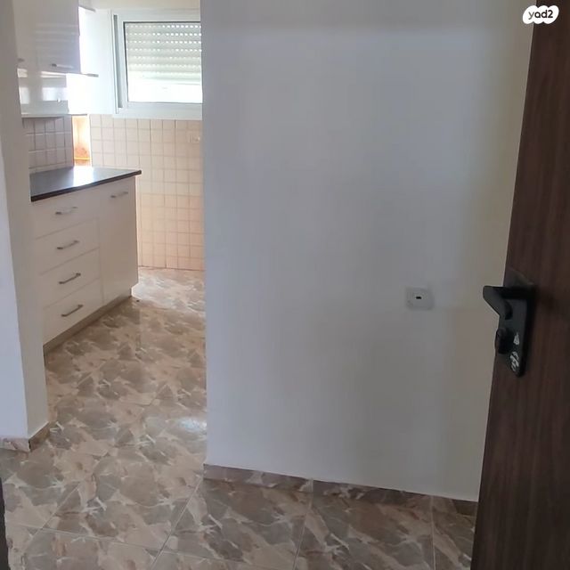 קיבוץ גלויות 67