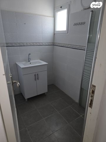 דירה, שדרות הארבעה 12, מרכז העיר, בית שאן