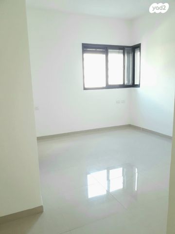 דירה, הרב פרץ ציוני 35, דרום עפולה, עפולה