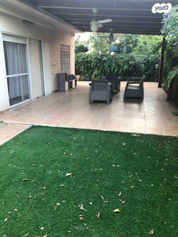 בית פרטי/ קוטג', יצחק רבין 20, ניסן, חדרה