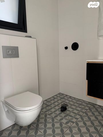 דירה, יצחק שמיר 17, רמת הדר, גבעת שמואל